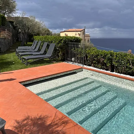 Guest house & Else 4*